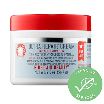 EComm: Laura Marano, Beauty Bag, What's In Her Bag